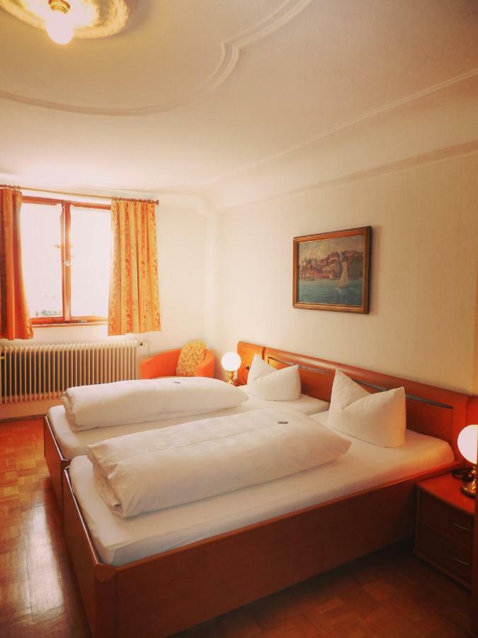 Hotel Loewen-Weinstube Meersburg Eksteriør billede